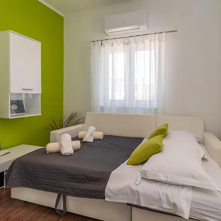 Apartment Roko *