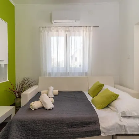 Apartment Roko *